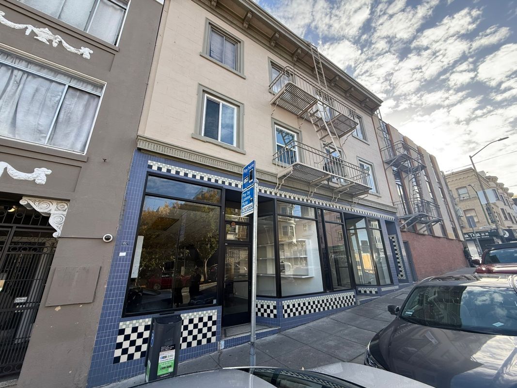 Primary Photo - 1212 Powell St