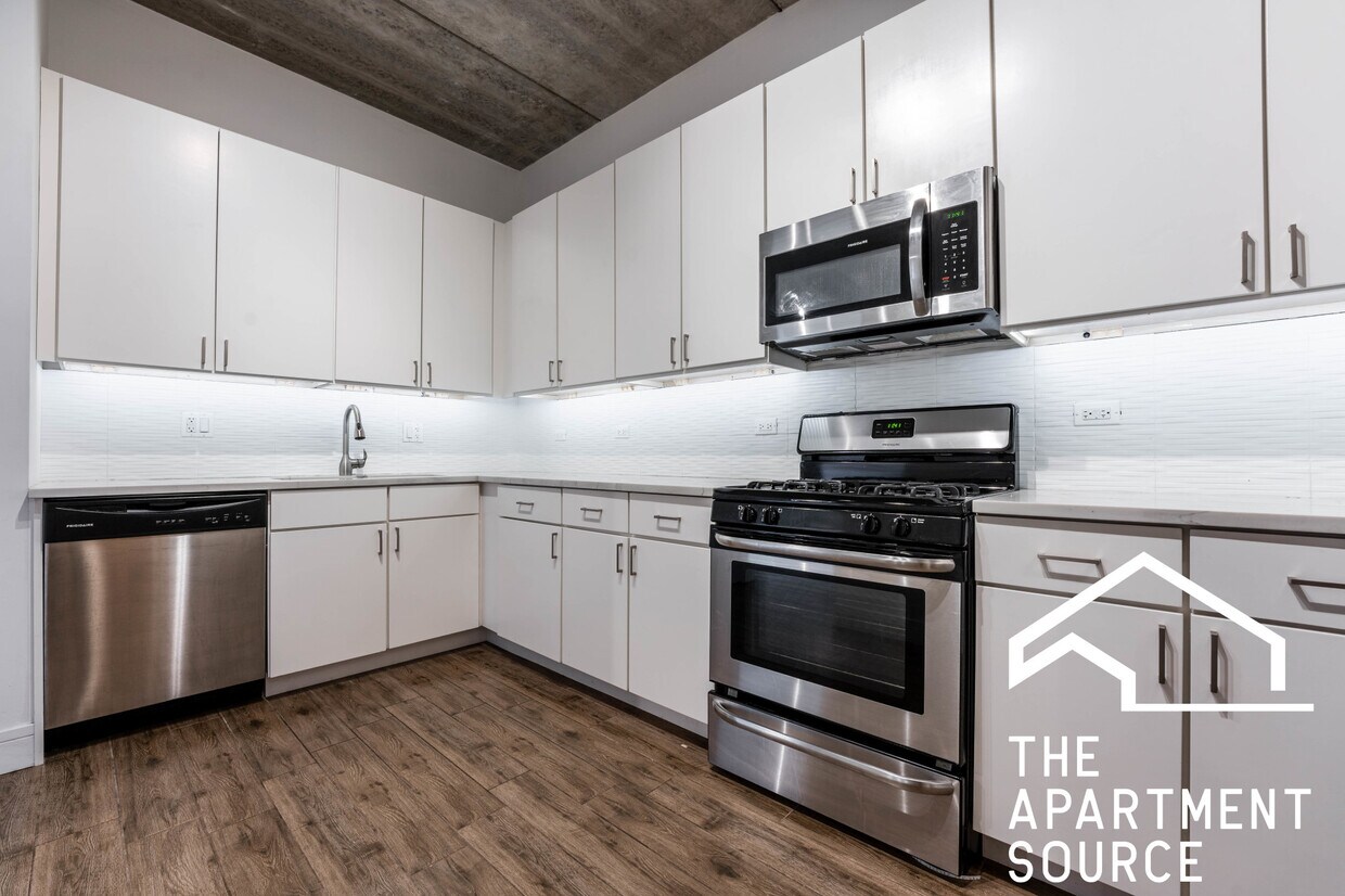 Foto principal - 2944 N Halsted St