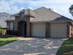Building Photo - 4200 Tiffany Dr