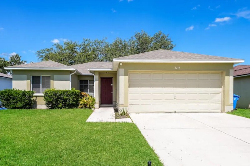 Foto principal - 1200 Blufield Ave