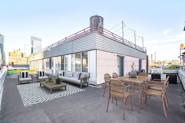 Building Photo - 460 West 20th Street