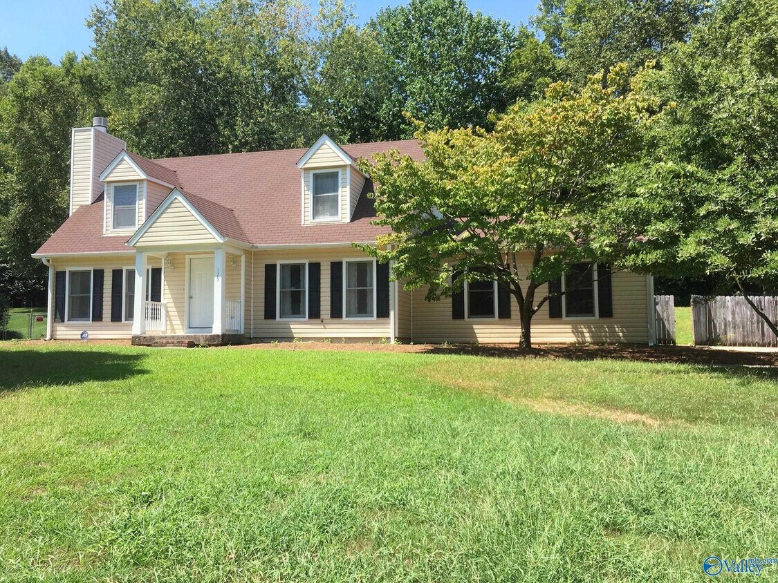 Primary Photo - 125 Athens Blvd