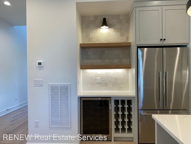 Building Photo - 4 br, 4 bath House - 561 Croley Dr