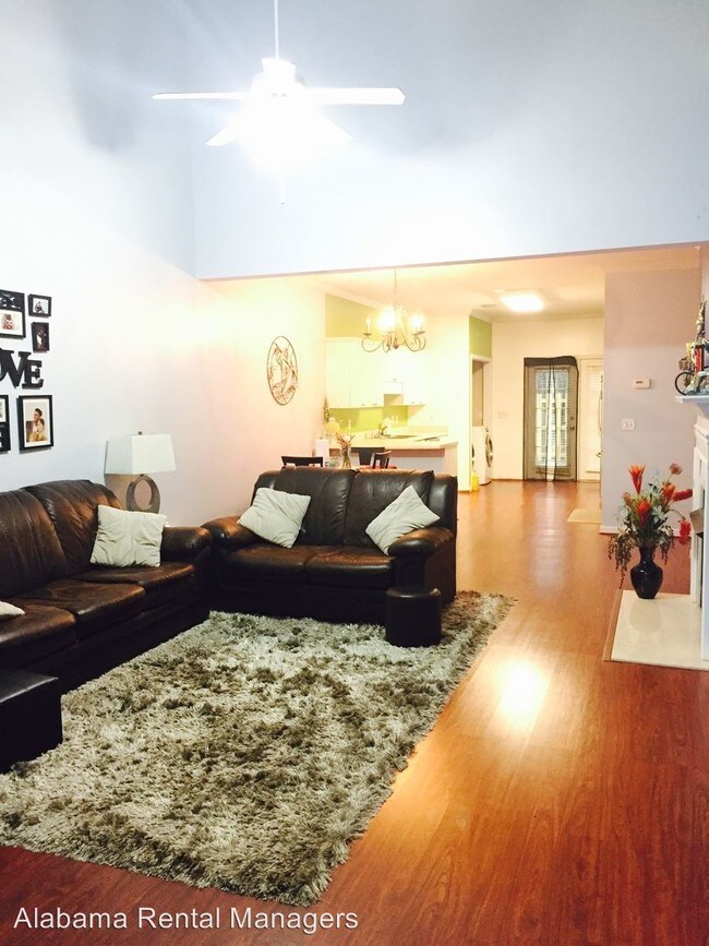 Foto del edificio - 3524 Savannah Park Ln