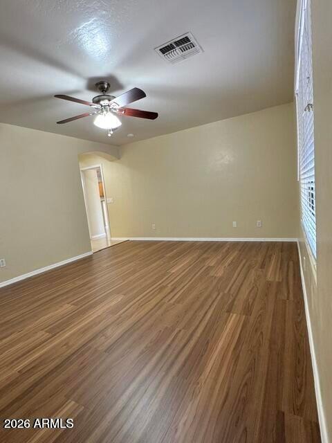 Foto del edificio - 632 S 152nd Ln