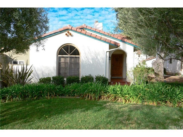 Foto principal - 223 S Shamrock Ave