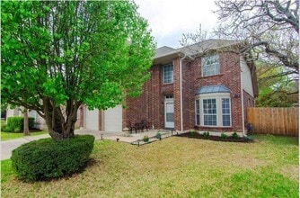 Building Photo - 1802 White Oak Cove