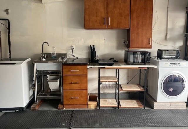 Building Photo - 1925 Rock Springs Dr