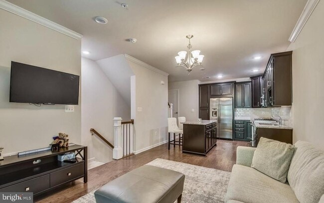 Building Photo - 23225 Milltown Knoll Square
