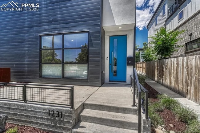 Foto del edificio - 1231 Newton St