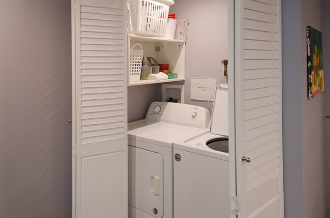 Foto del edificio - 22054 De La Guerra St