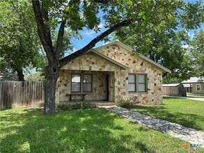 Building Photo - 237 E Garza St