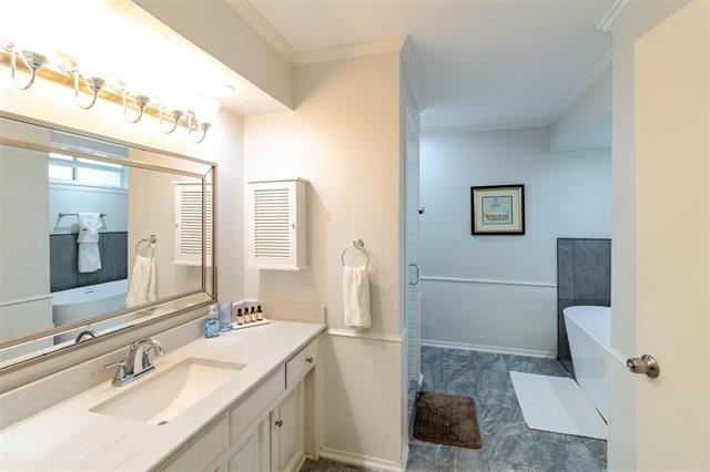 Foto del edificio - 3000 Townbluff Dr