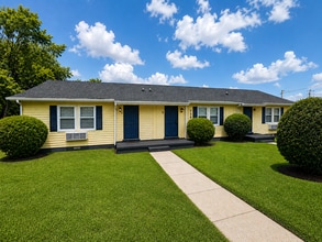 Building Photo - 756 Ringgold Rd