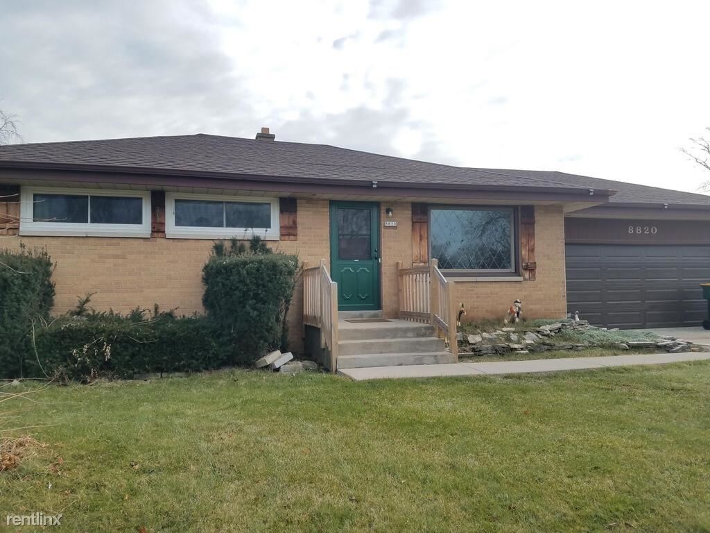 Primary Photo - 3 br, 1 bath House - 8820 S Carol Court