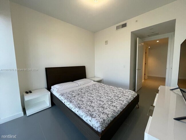 Foto del edificio - 2 br, 2 bath Condo - 1600 NE 1st Ave Apt 2210