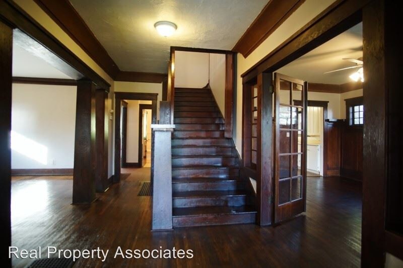 Foto principal - 4 br, 2 bath House - 2109 Aurora Avenue