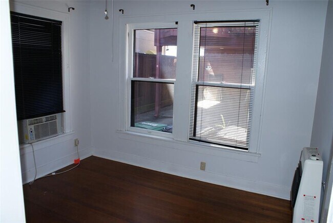 Building Photo - 2202 Huldy St