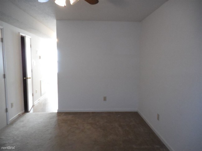 Building Photo - 2323 Raleigh Ct