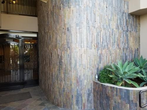 Building Photo - 2 bedroom in Toluca Lake CA