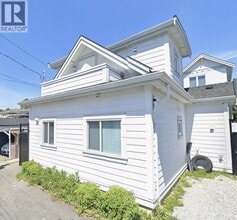 Building Photo - 56 E 51st Ave