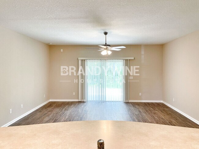 Foto del edificio - 95141 Gladiolus Pl