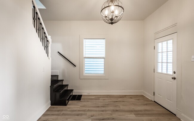 Foto del edificio - 1624 Fletcher Ave