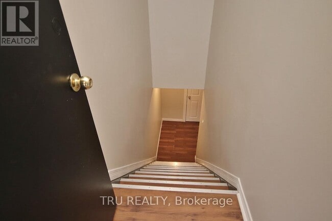 Building Photo - 2555 Iris St