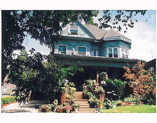 Primary Photo - 51 Richmond Ave