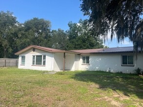 Building Photo - 900 US-1