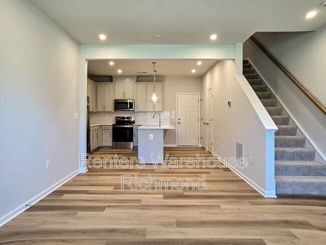 Building Photo - 9236 Magellan Pkwy