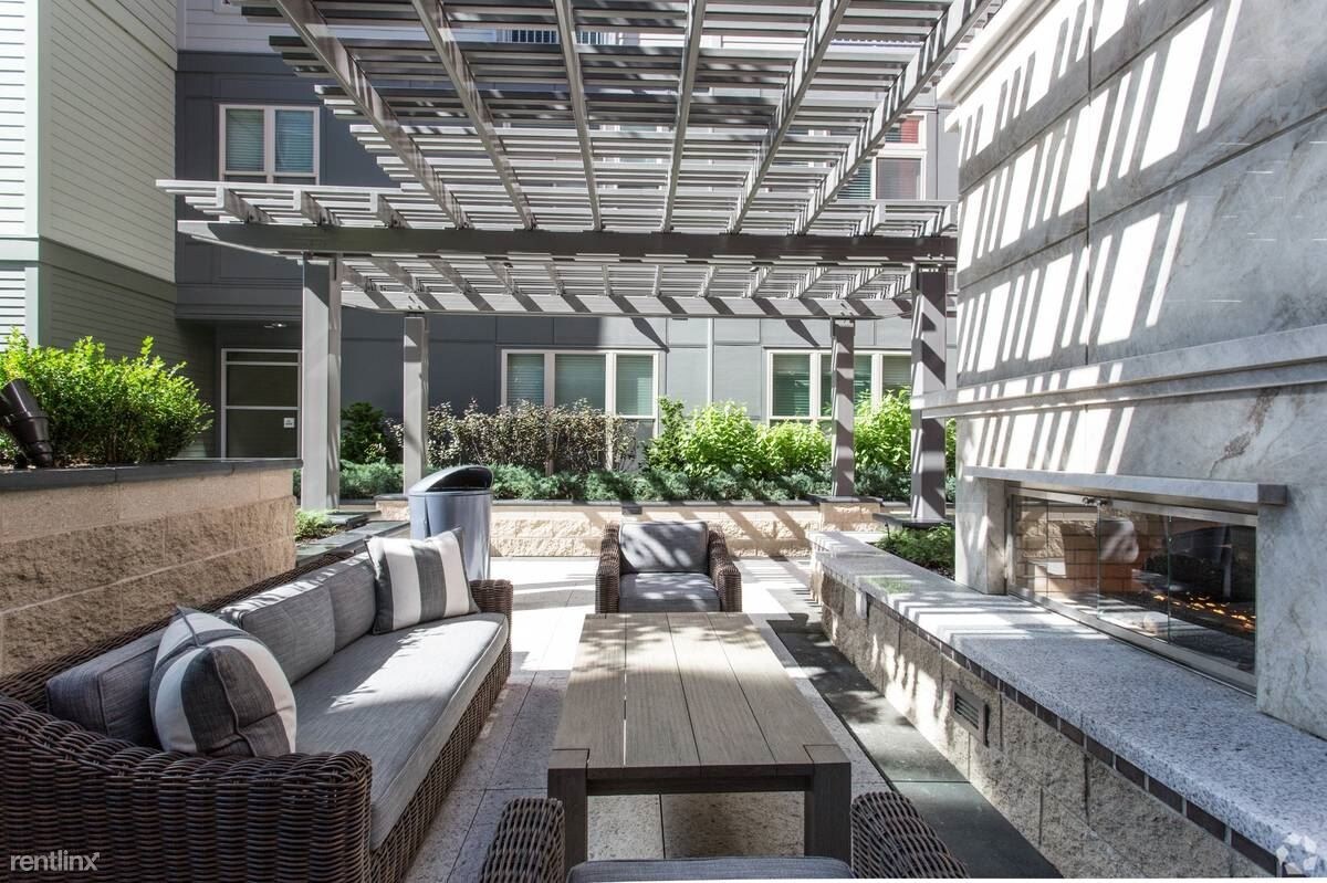Foto principal - 84 Cambridgepark Dr