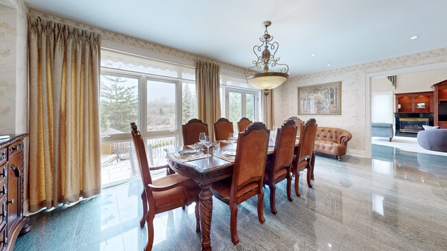 Building Photo - 90 Humberview Dr