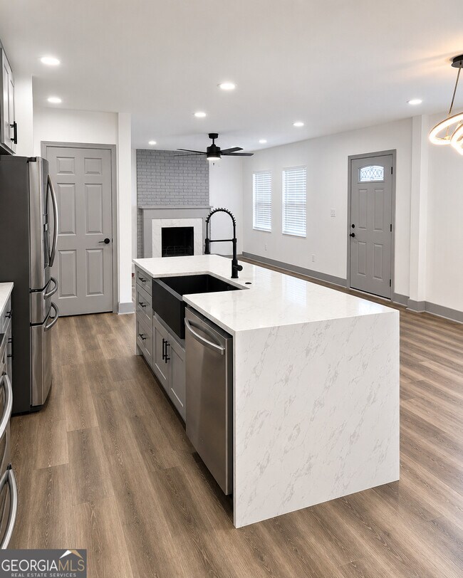 Foto del edificio - 3051 Delmar Ln NW