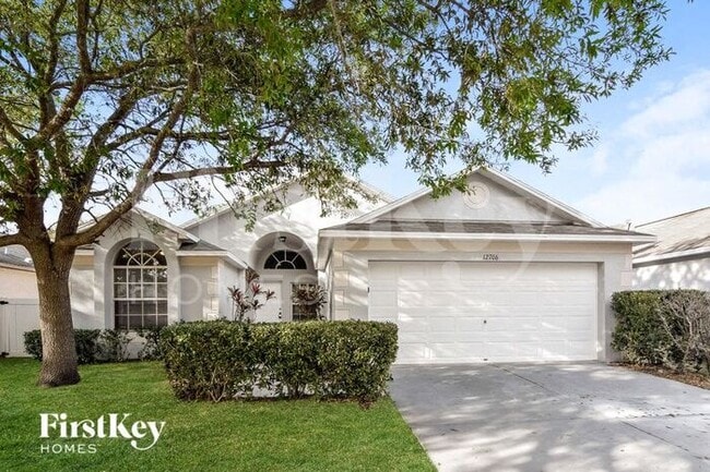 Building Photo - 12706 Kings Lake Dr