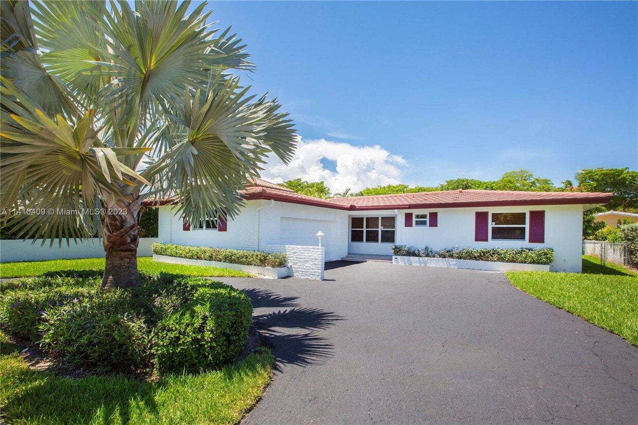 Foto principal - 535 Altara Ave
