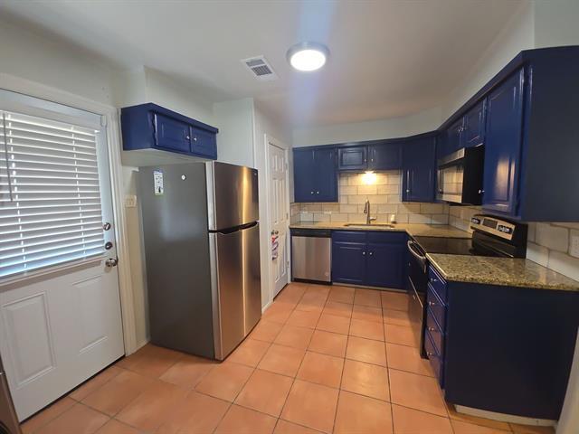 Foto del edificio - 3241 Sandage Ave