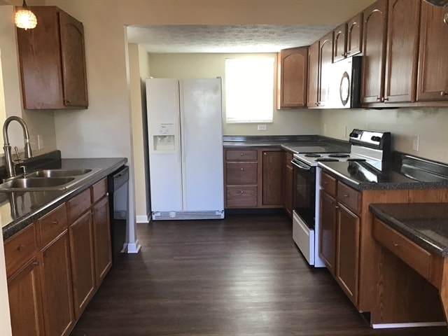 Building Photo - 11262 Hearthstone Drive