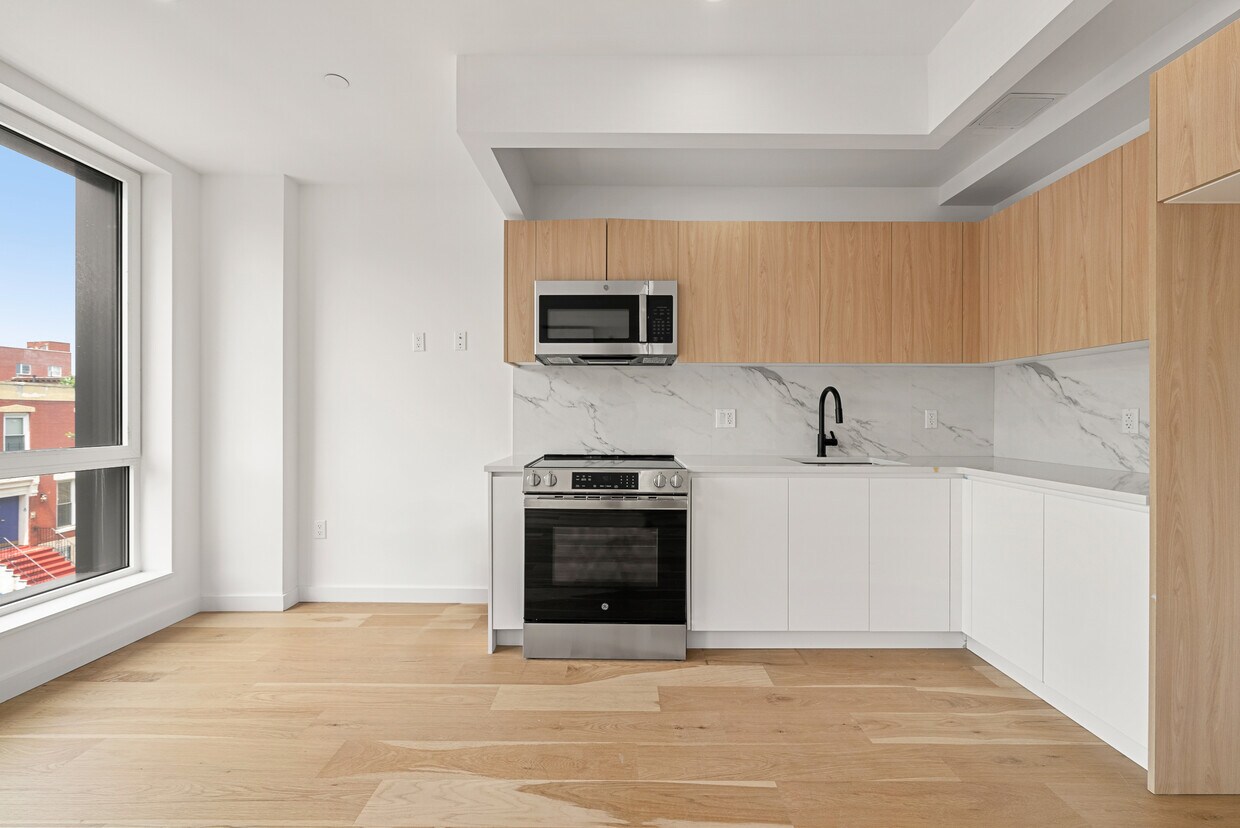 Foto principal - 105 Rogers Ave