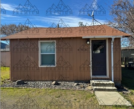 Building Photo - 408 Vista Dr