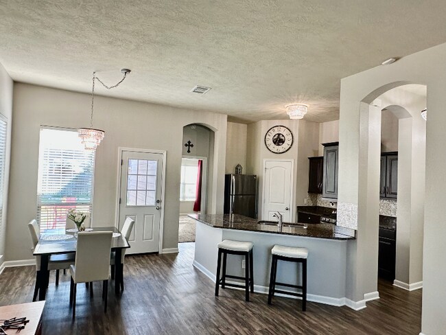 Foto del edificio - 15481 Baker Meadow Loop