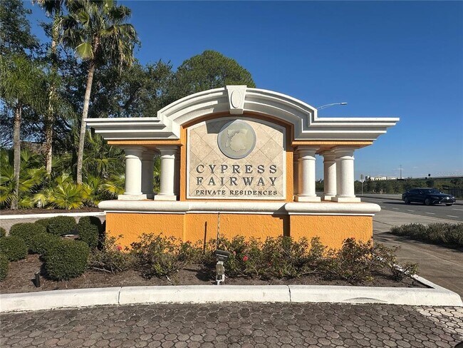 Foto del edificio - 5463 Vineland Rd