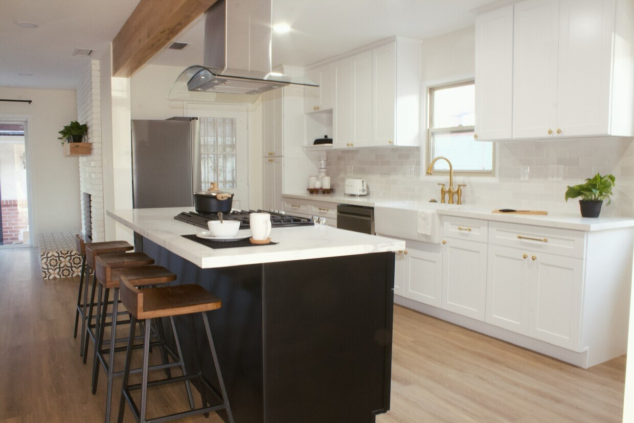 Foto principal - 5016 Briercrest Ave