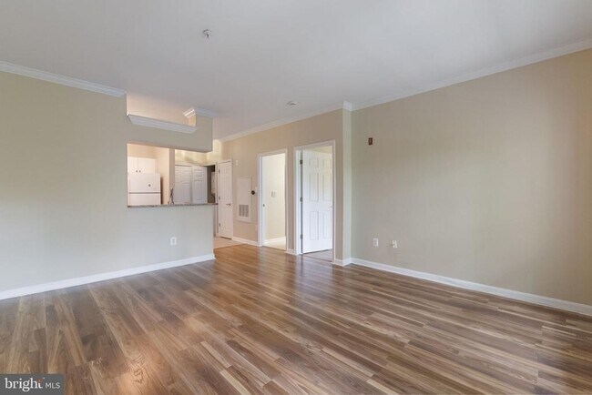 Building Photo - 4551 Strutfield Ln