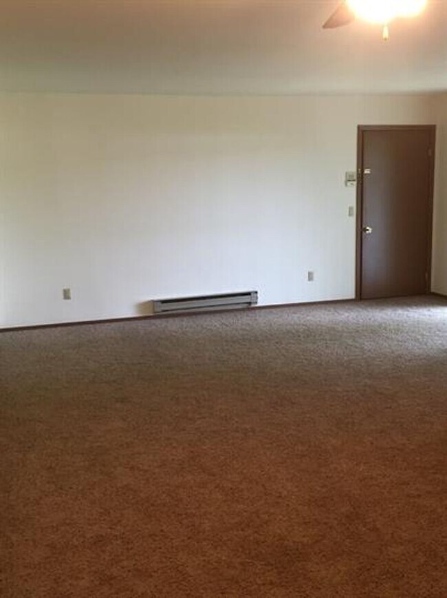 Prairie Village Apartments Apartments in Beloit, WI