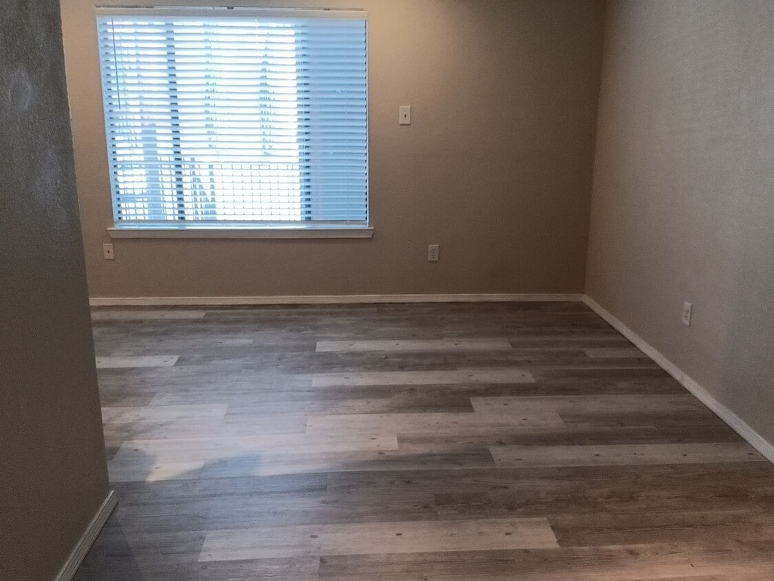 Foto del edificio - 1-bedroom, 1-bathroom home located in the ...