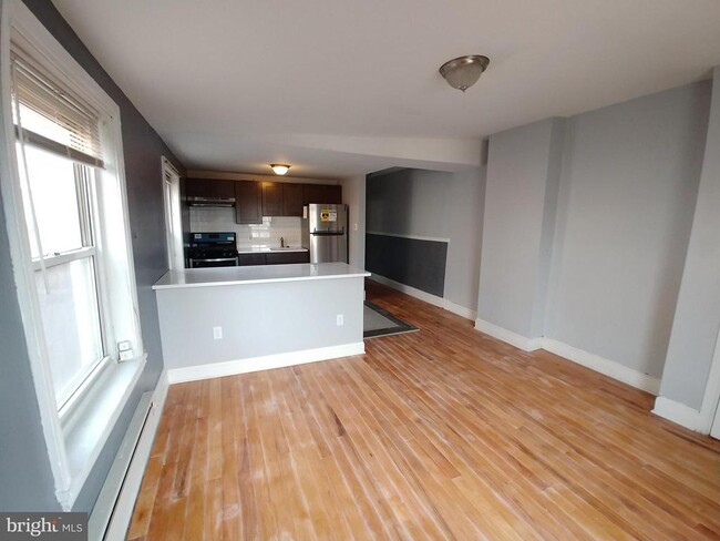 Building Photo - 1508 S Broad St