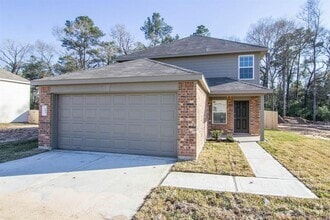 Building Photo - 321 N Meadows Dr