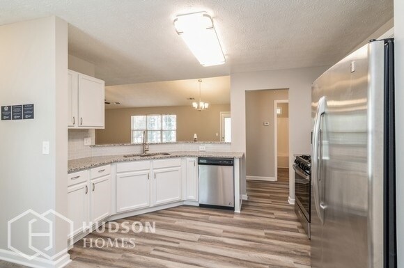 Foto del edificio - NOW AVAILABLE! - 4639 Noah Overlook W, Acw...