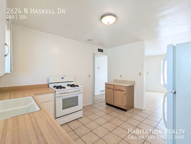 Foto del edificio - 2624 N Haskell Dr